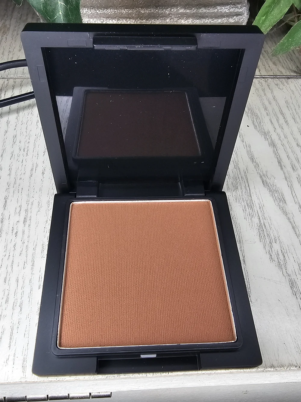 Satin Sovereign Bronzer - Defiance Beauty - Immortal Envy (Rich Chocolate)